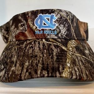 Mens Visor UNC Camo